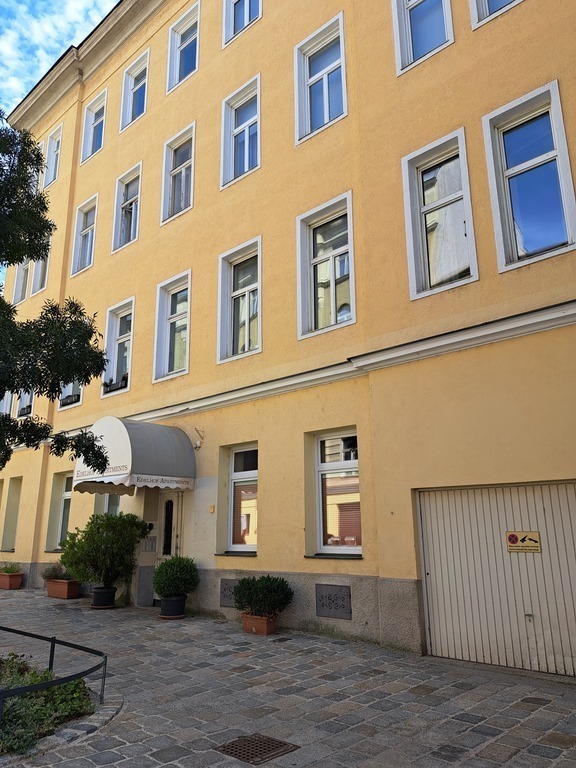 Our house (3th floor,lift)