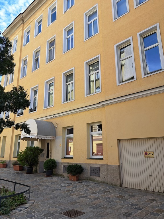 Our house (3th floor,lift)