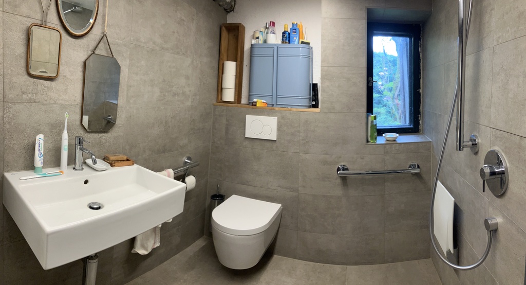 Bathroom Ground Floor