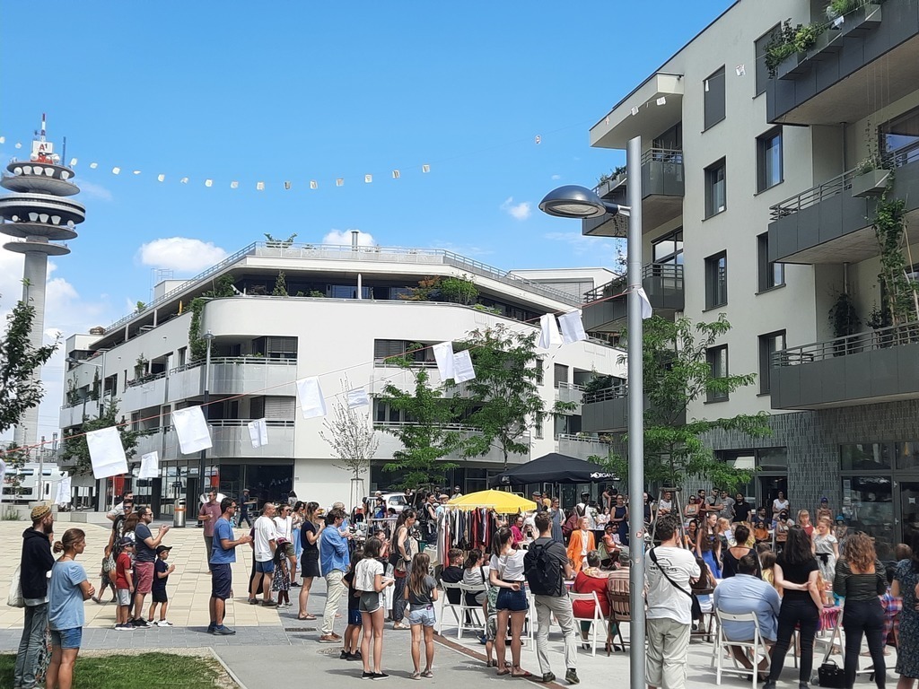 sometimes there are small outdoor events on the square in the pedestrian zone