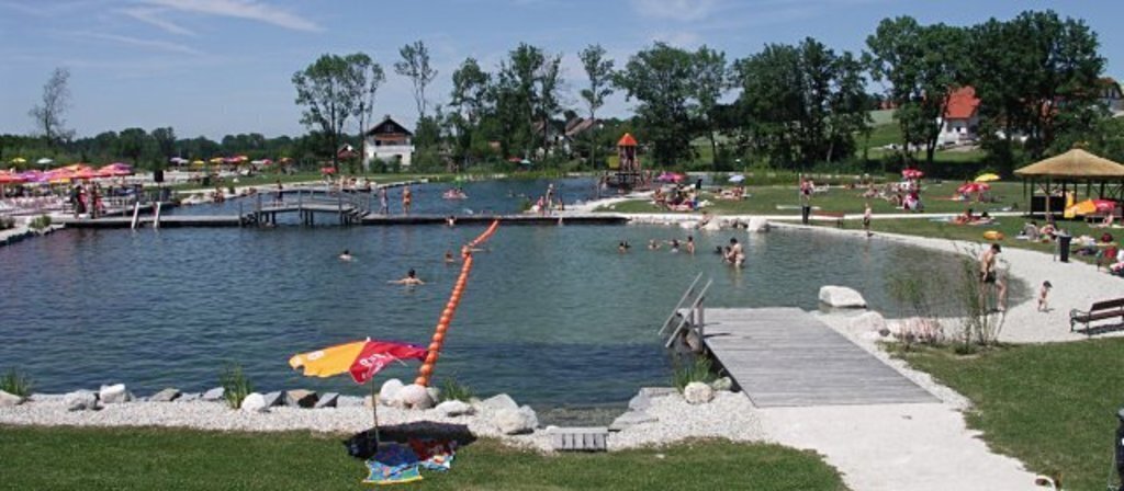 natural swimming pond Eberschwang 6min from us