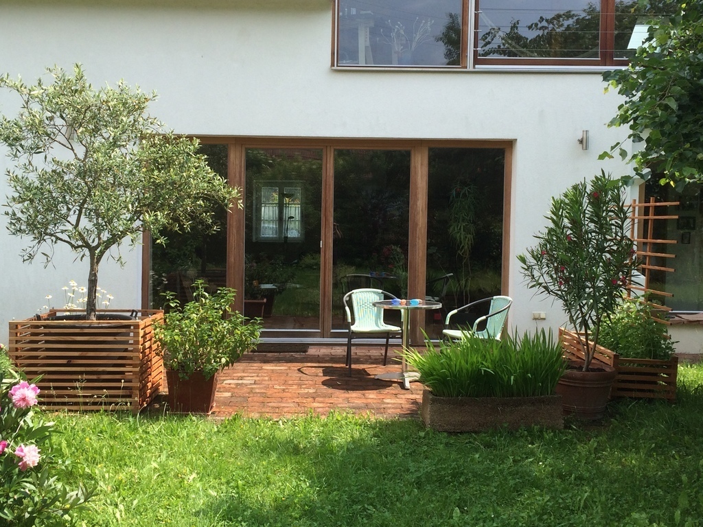 Terrace in front of the living room