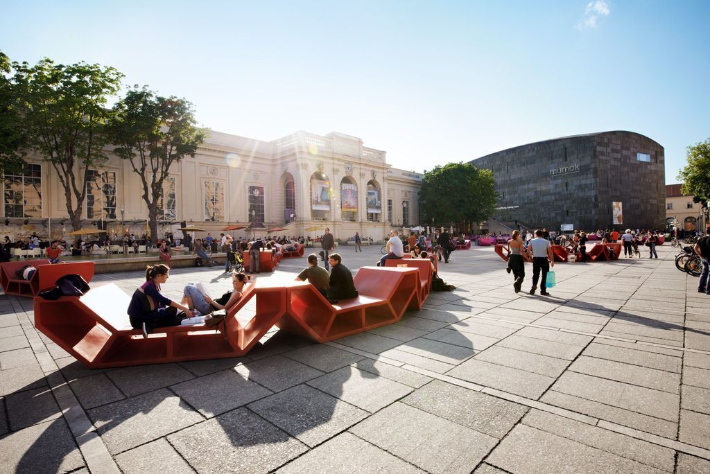 Museums quarter 12 min walking from the apartment 