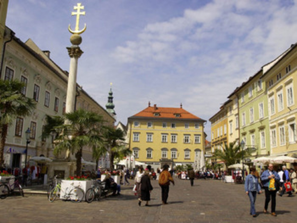 Klagenfurt, pedestrian zone "Alter Platz" (3 km)