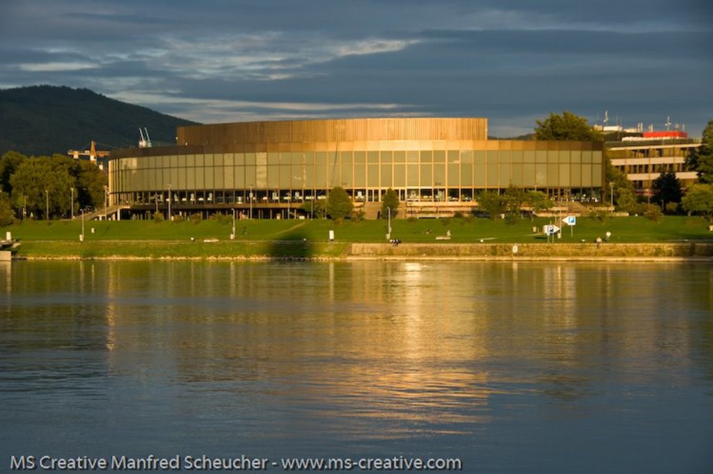 Brucknerhaus - linz 40 min by car