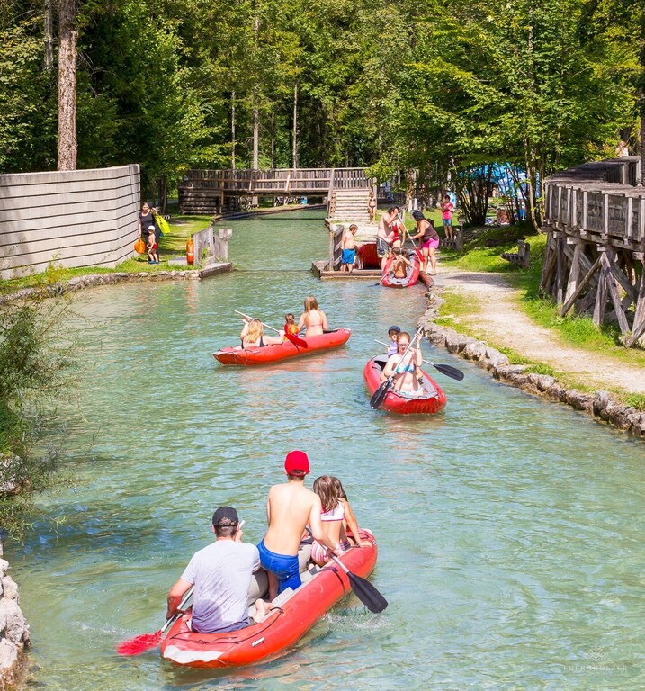 Waterpark 1:30 by car https://www.wassererlebnispark.at/