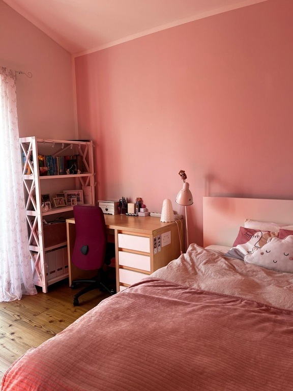 Bedroom 1, bed 140x200/ Chambre enfant 1, lit de 140x200