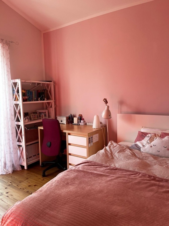 Bedroom 1, bed 140x200/ Chambre enfant 1, lit de 140x200