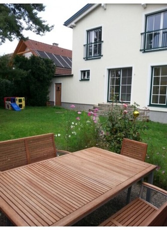 terrace & barbecue/ terrasse et barbecue