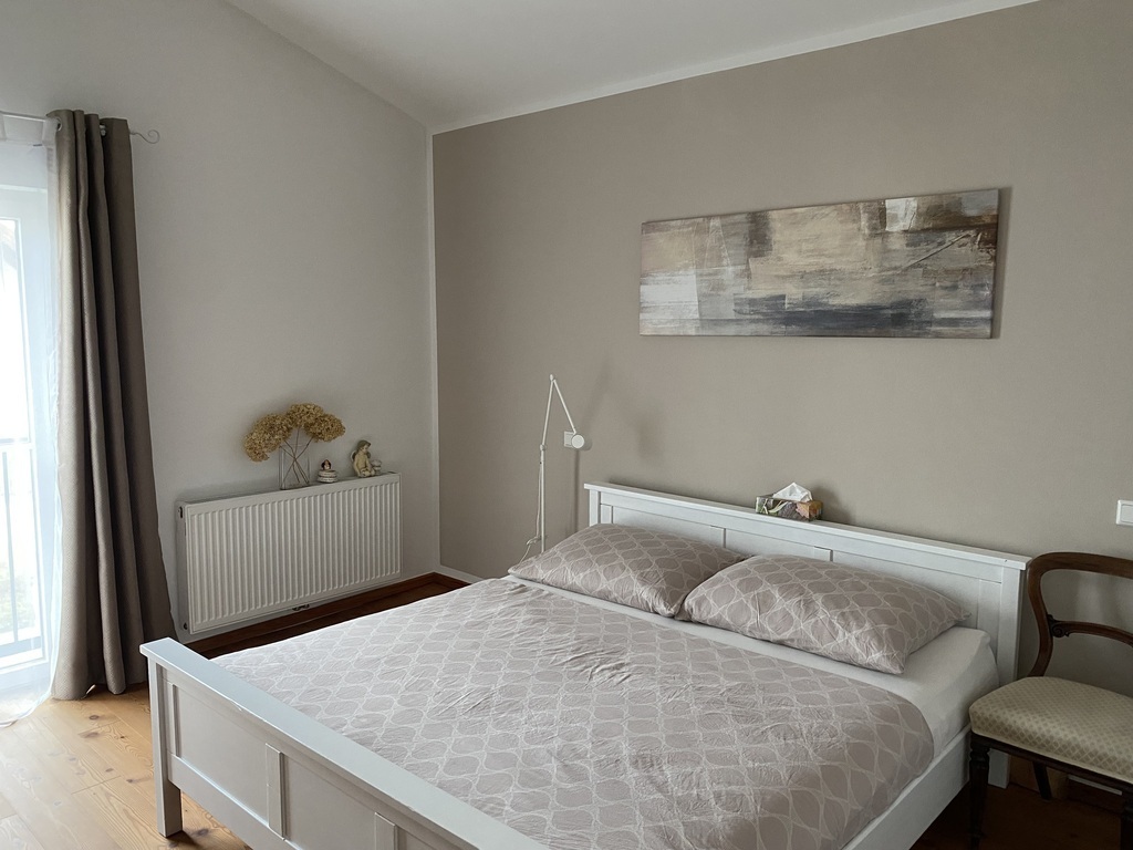 Master bedroom 180x200/ Chambre parents, lit 180x200