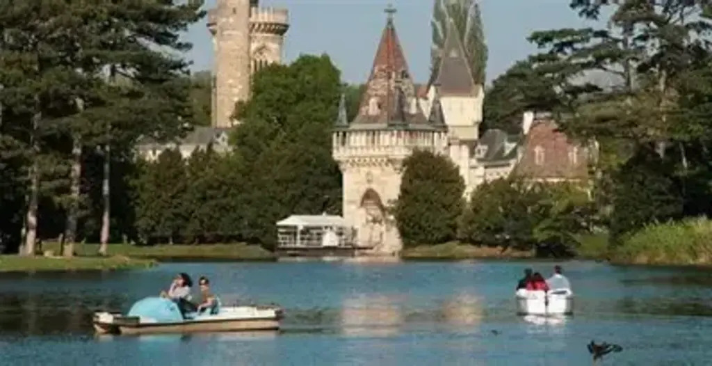 Schloss Laxenburg