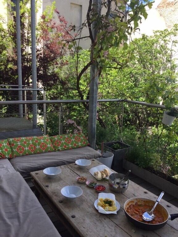 we love to cook and eat outside