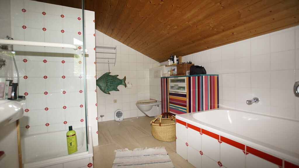 Bathroom, childrens floor