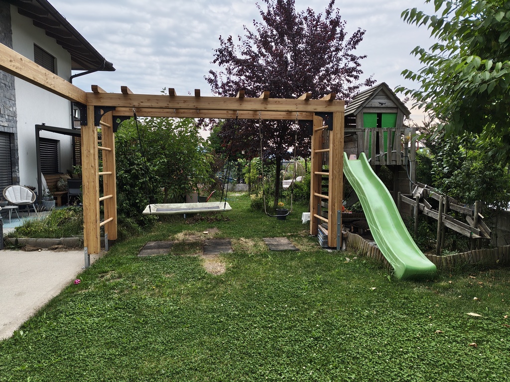 Garden play equipment