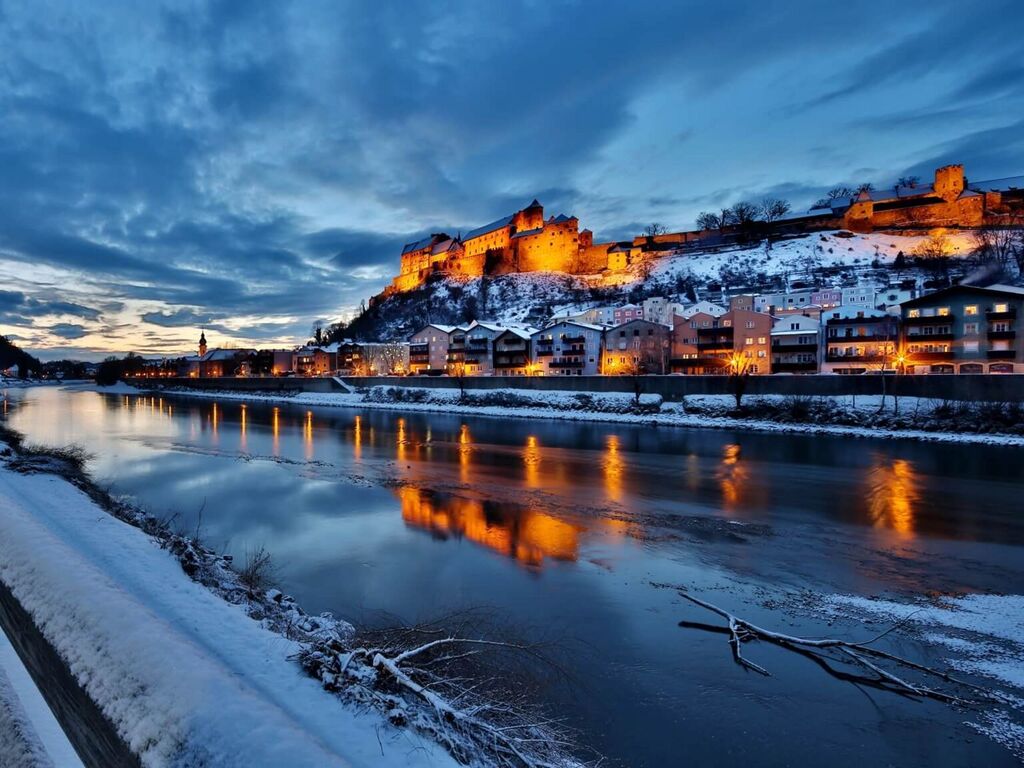 Burghausen: world's longest castle - 40min away