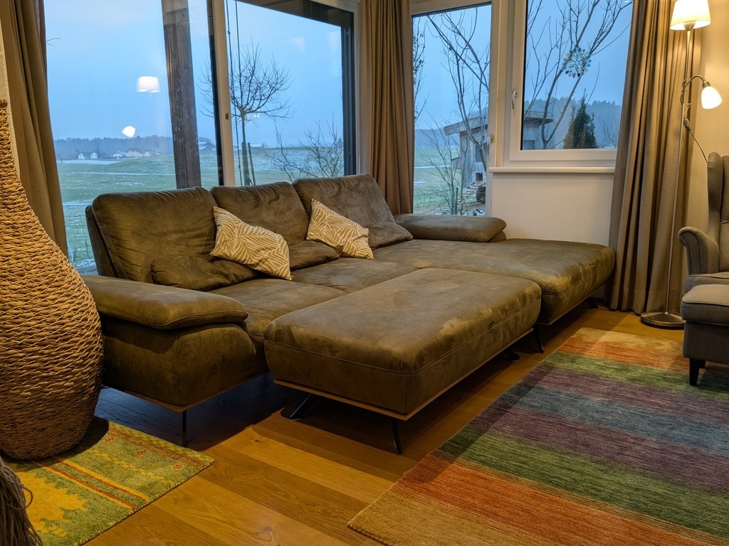 living room to the south