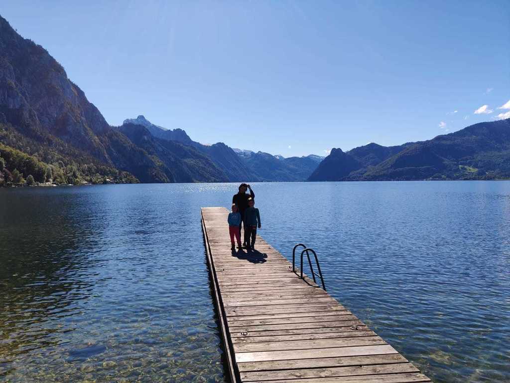 Traunsee (40 min), Bergtouren und schwimmen, hiking and swimming