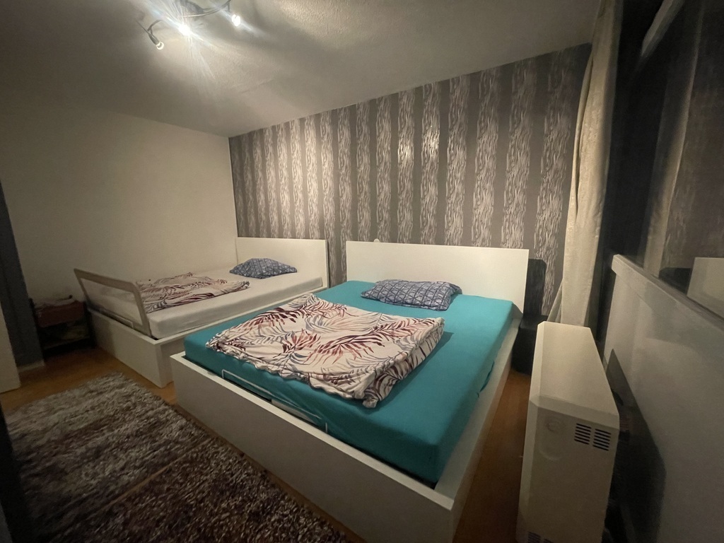 Bedroom with two 180x180 big beds