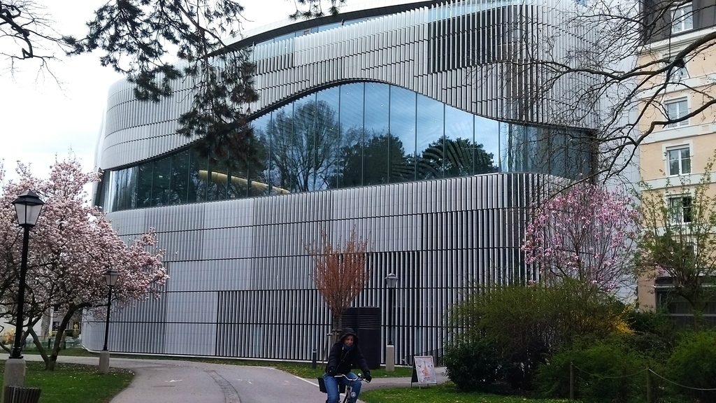 Paracelsushallenbad mit Sauna