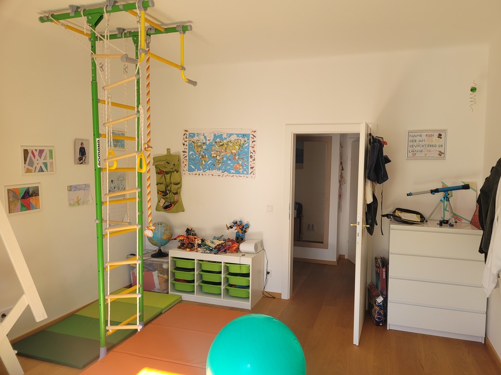 Children room (son)