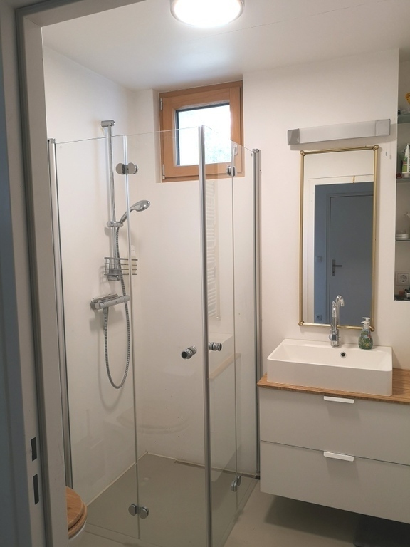 Bathroom 2 - new since 2020