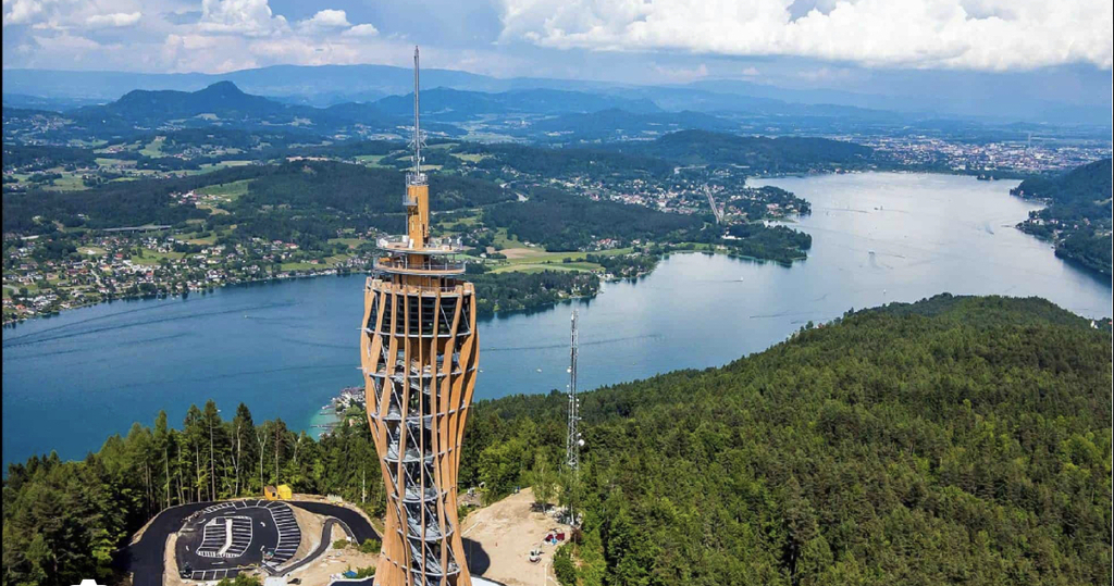 Lake Wörthersee (biggest lake in Carinthia) appr. 20 Minutes from us