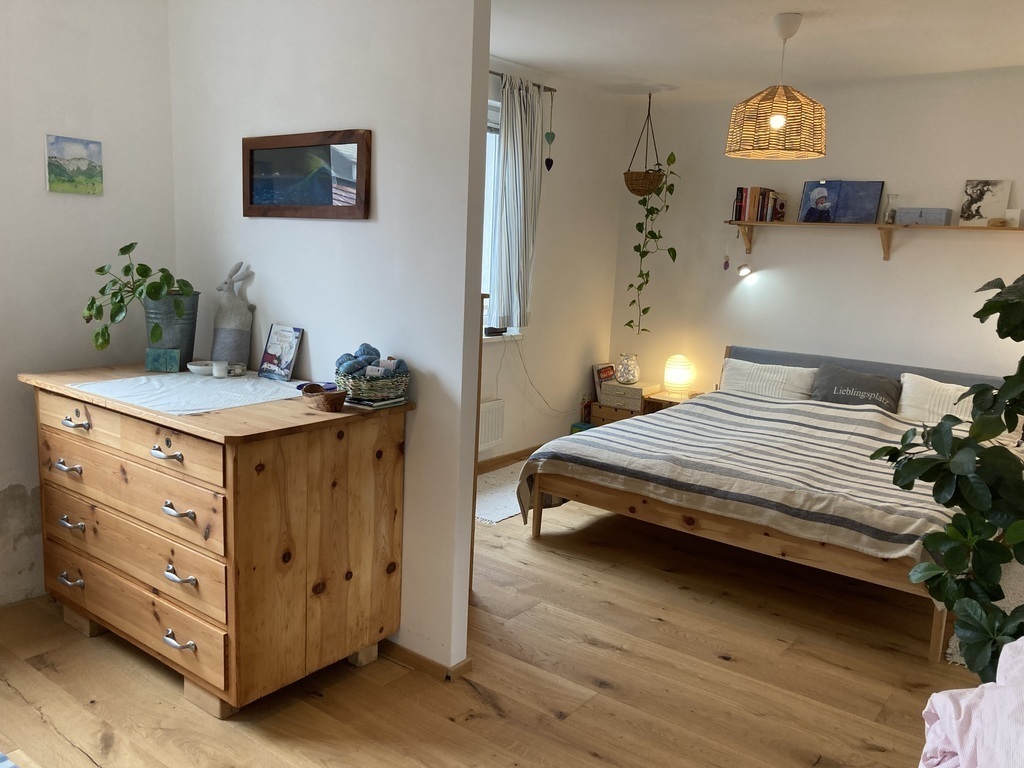 Schlafzimmer (Doppelbett: 180x200) (Erdgeschoß)