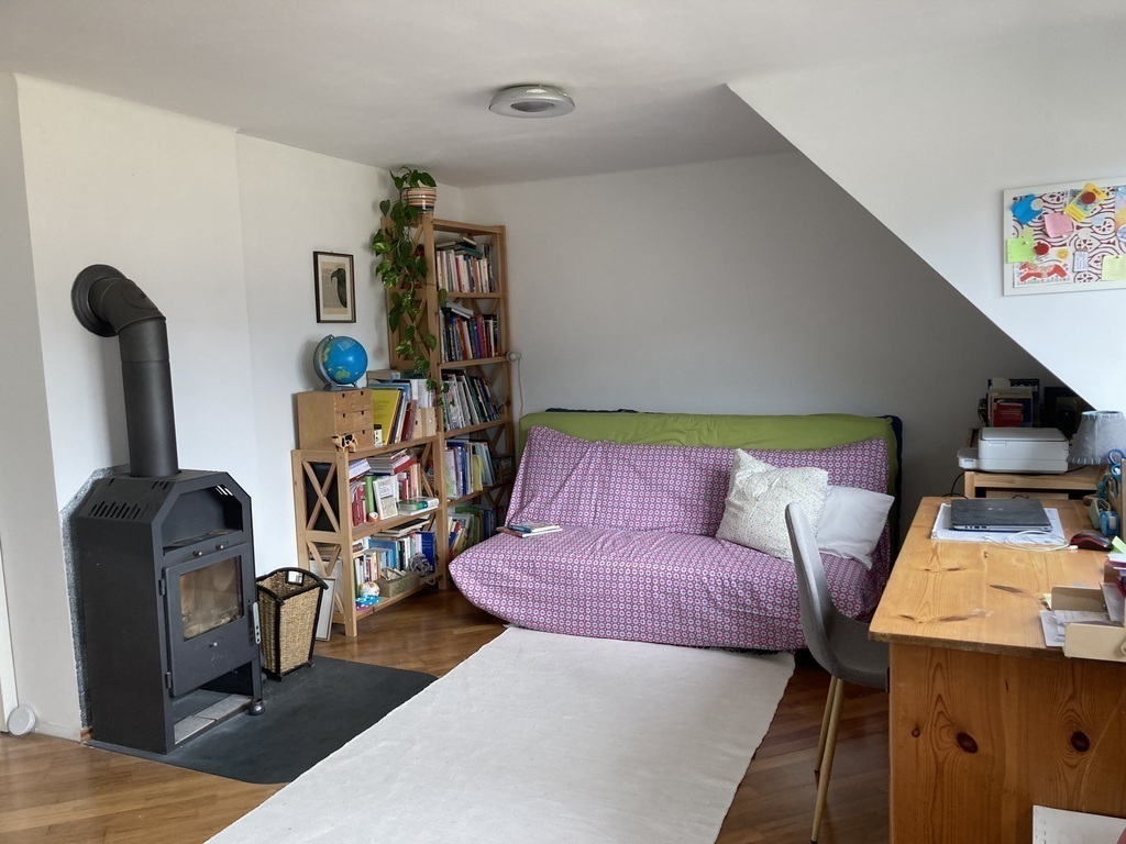 Galerie mit ausziehbarer Couch (110x190, Obergeschoß)