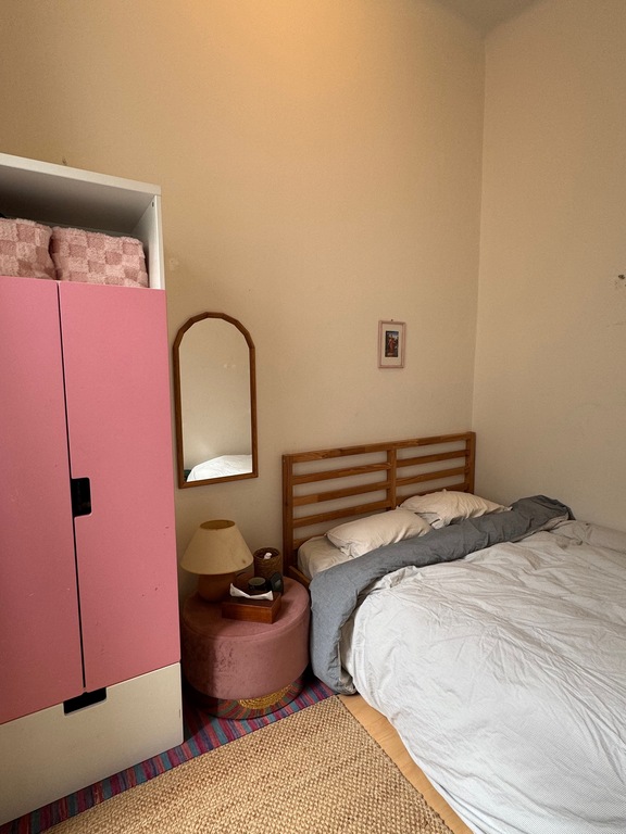 Sleeping room