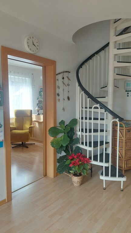 Treppe zum Schlaf- und Wohnzimmer