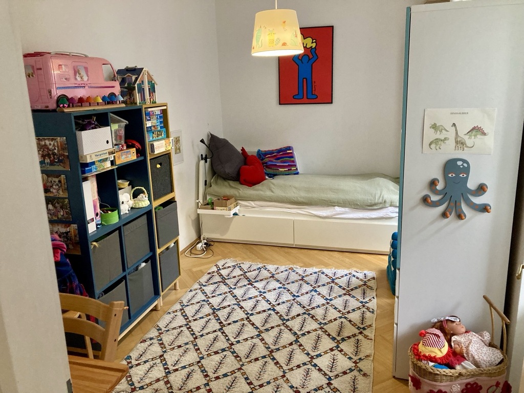 Kidsroom (with pull-out bed, sleeps two)
