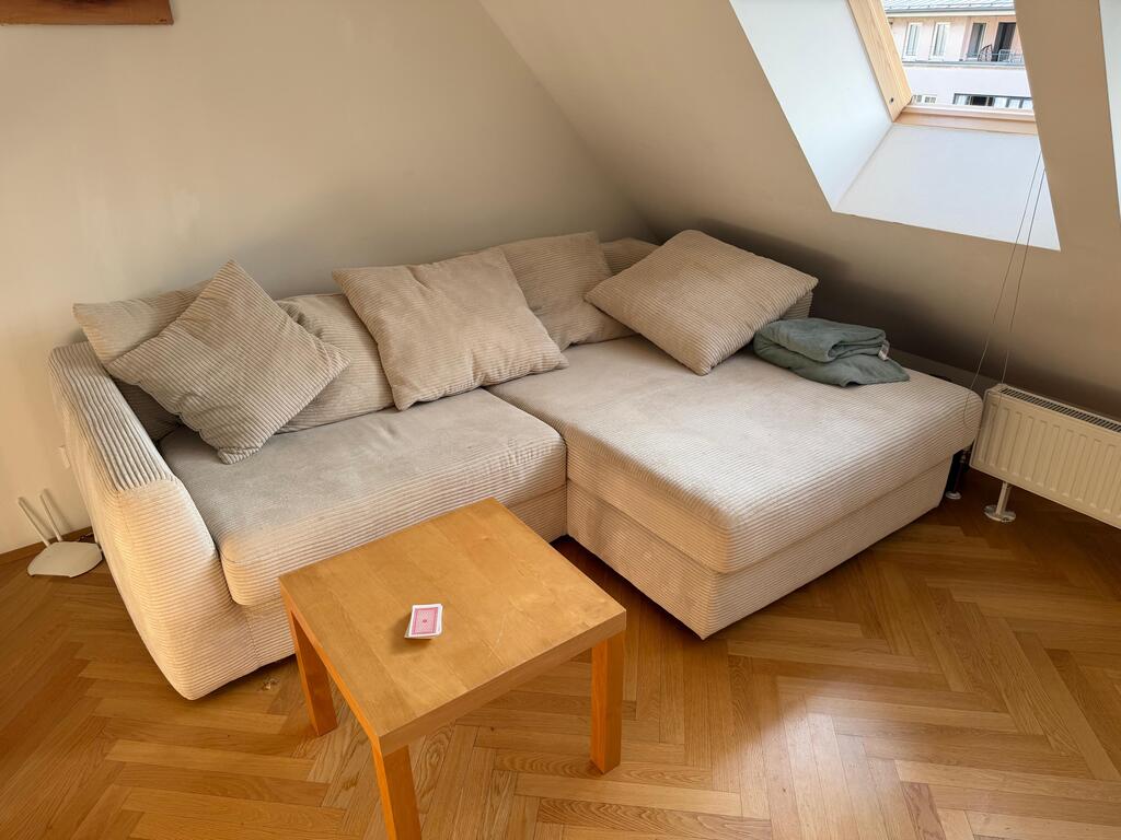 Sleeping couch 