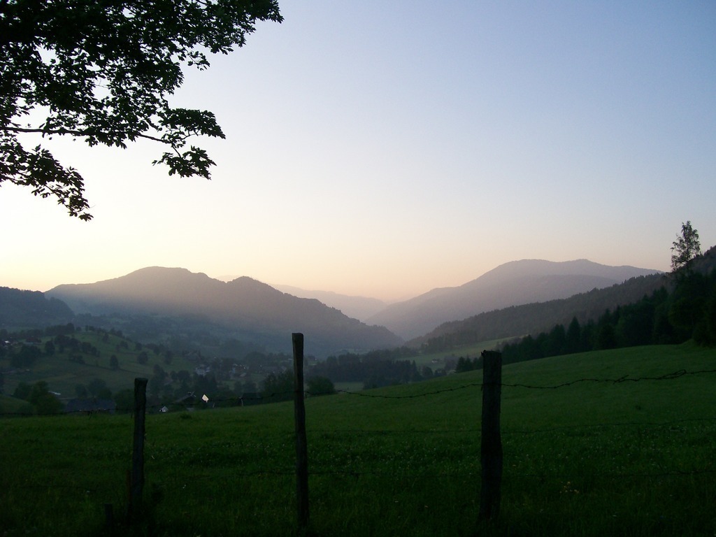 KRAKAUSCHATTEN_ panorama back terrace