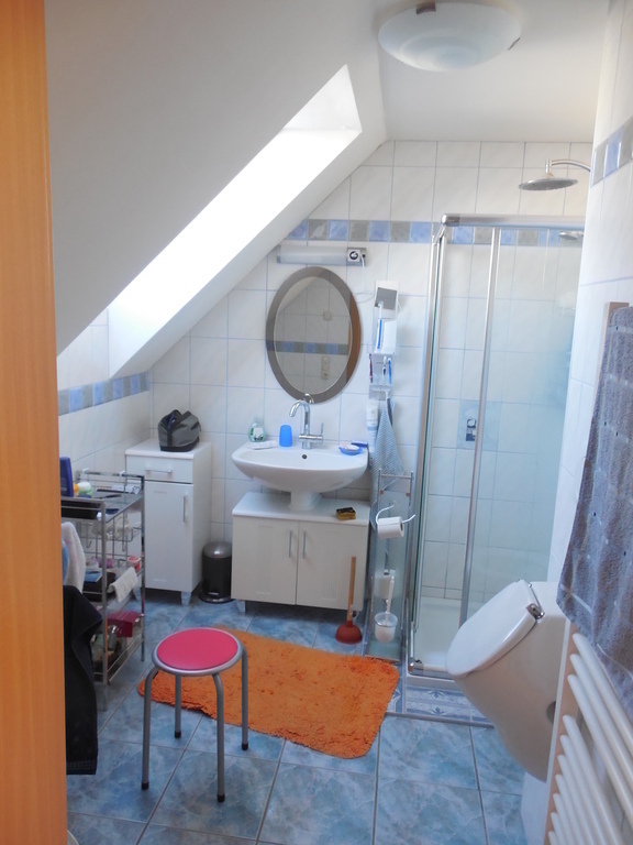 KRAKAUSCHATTEN_ on every floor there is a toilet