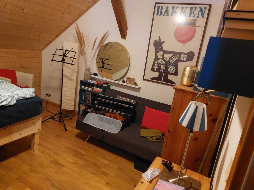 sleepingroom daughter 