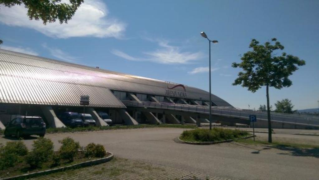12 - Arena Nova