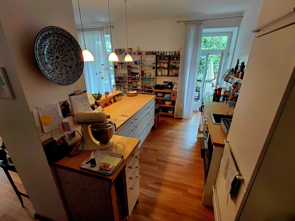 kitchen and livingroom