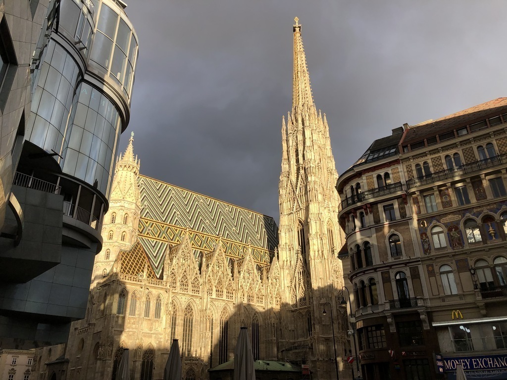 Stephansdom in besonderem Licht