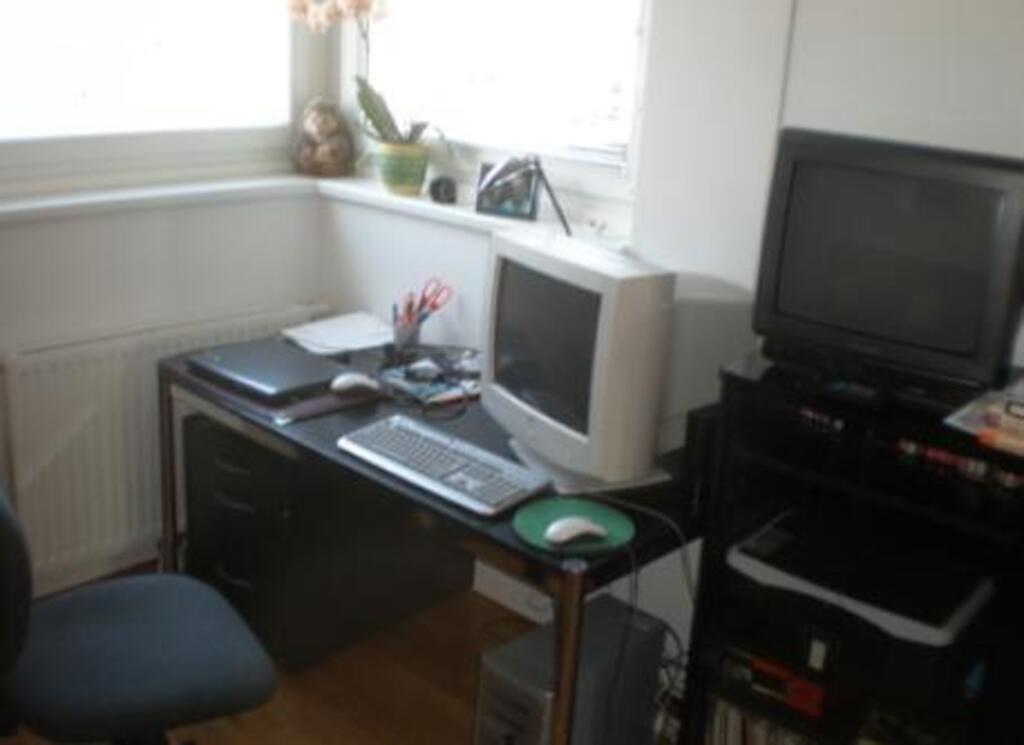 Office and guestroom