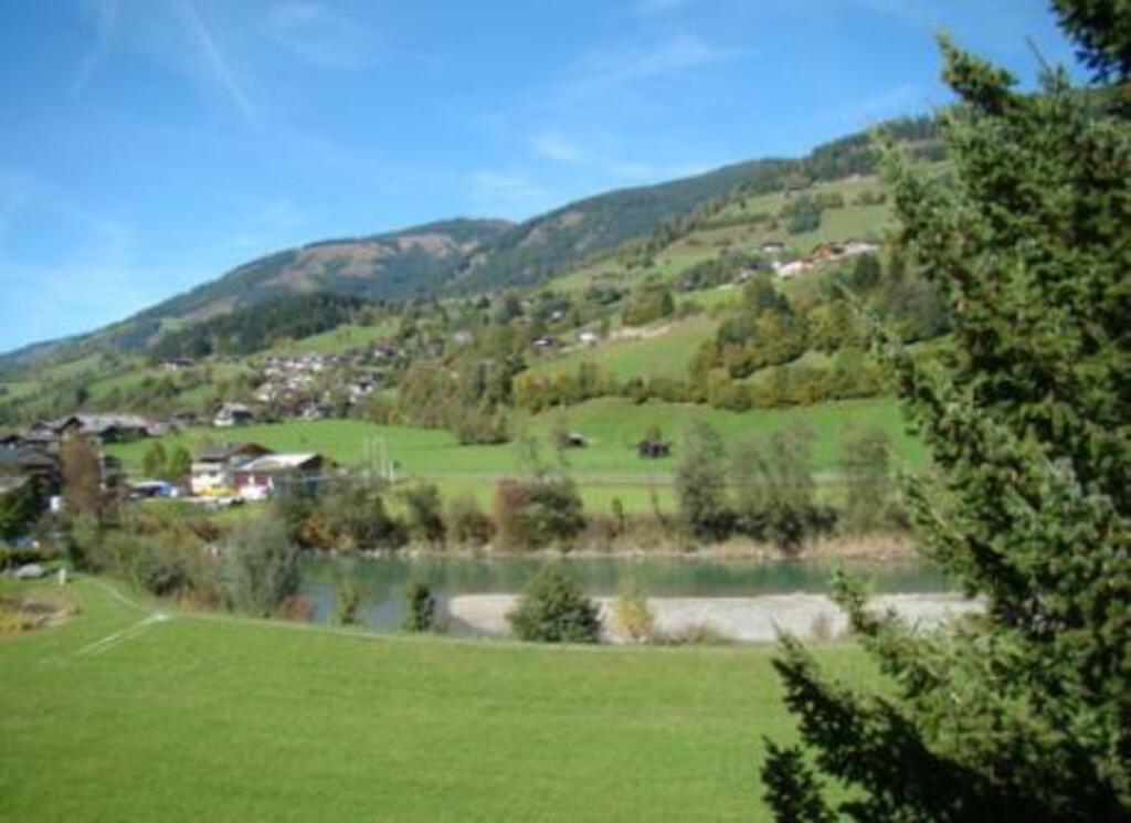 view from the apartment to the north