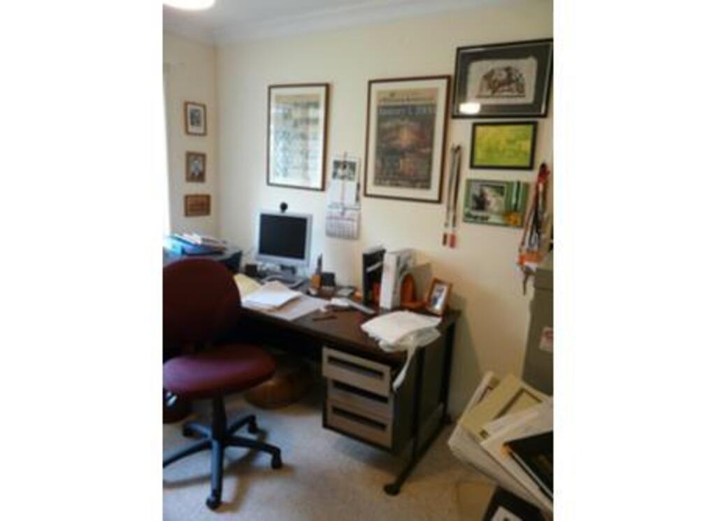 Separate Office, Internet, Wi-Fi Dundowran