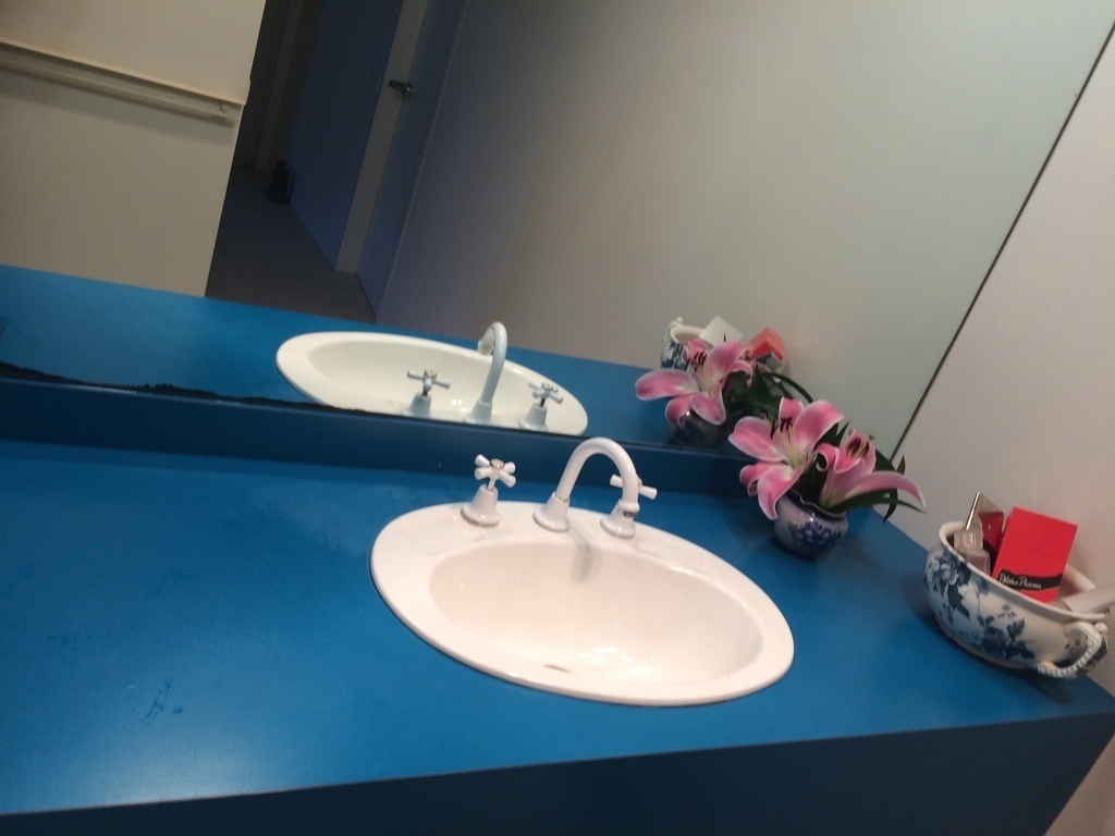 Master bedroom ensuite