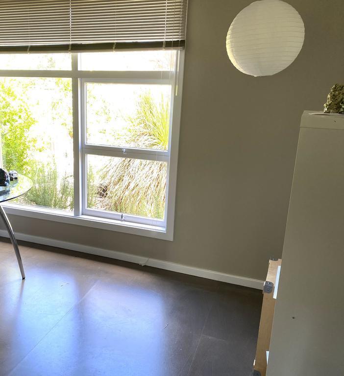 Studio Space looks onto garden at back, could be used as 3rd bedroom if needed