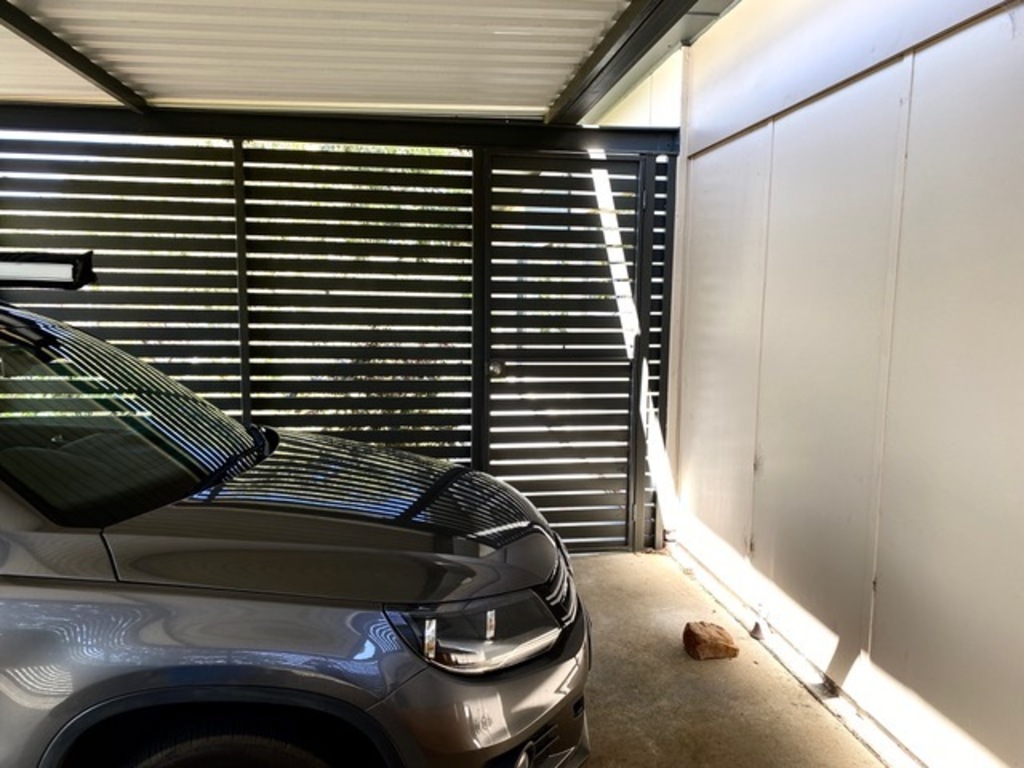 Car Port entrance to front of house