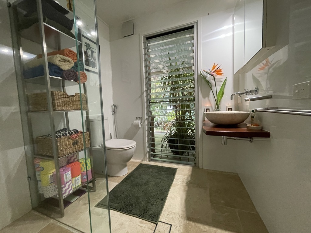 Second bathroom (shower off to left)