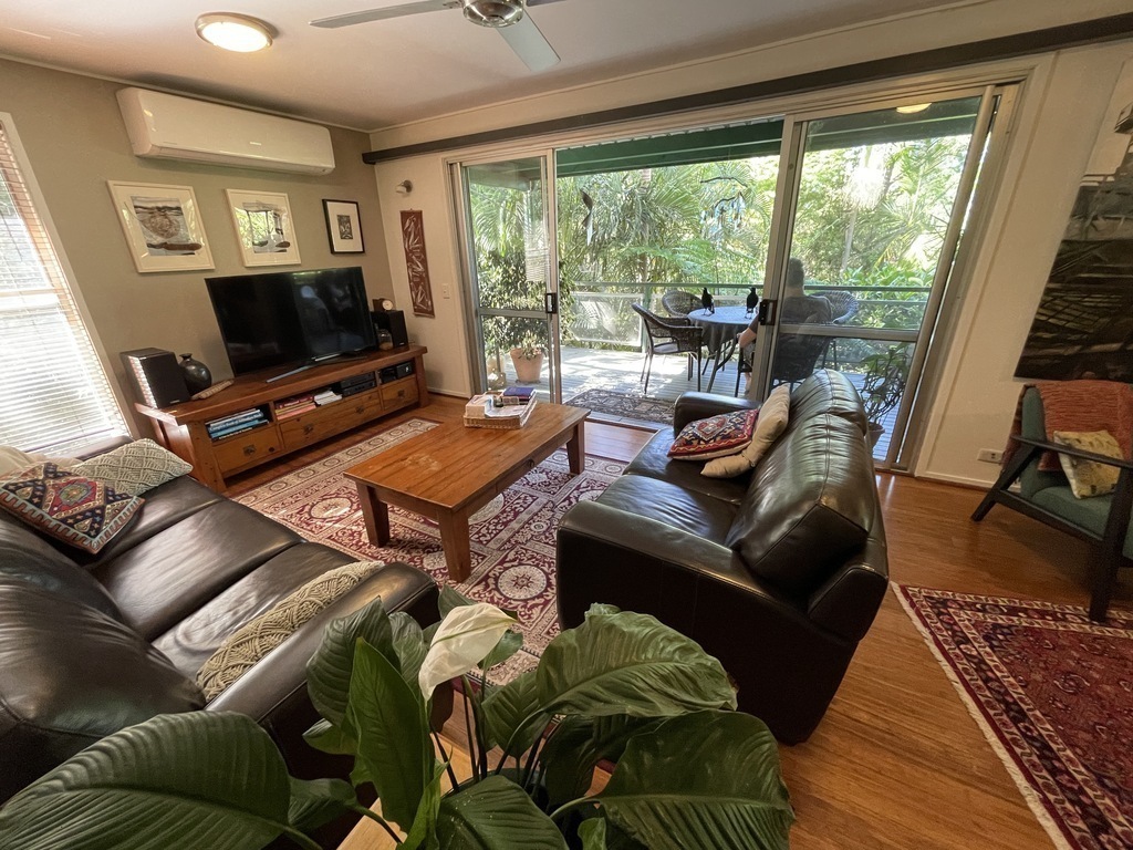 Lounge area with view to front veranda