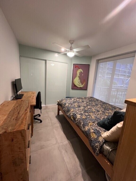 2nd bedroom, queen size.