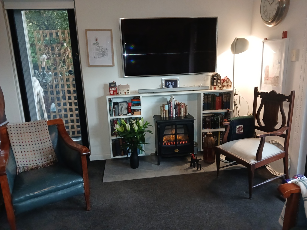 Lounge  TV area.