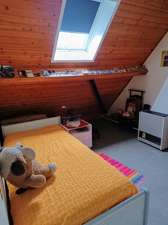 bedroom 1 p