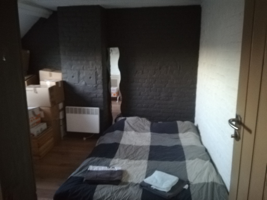 sleeping room  / chambre 3